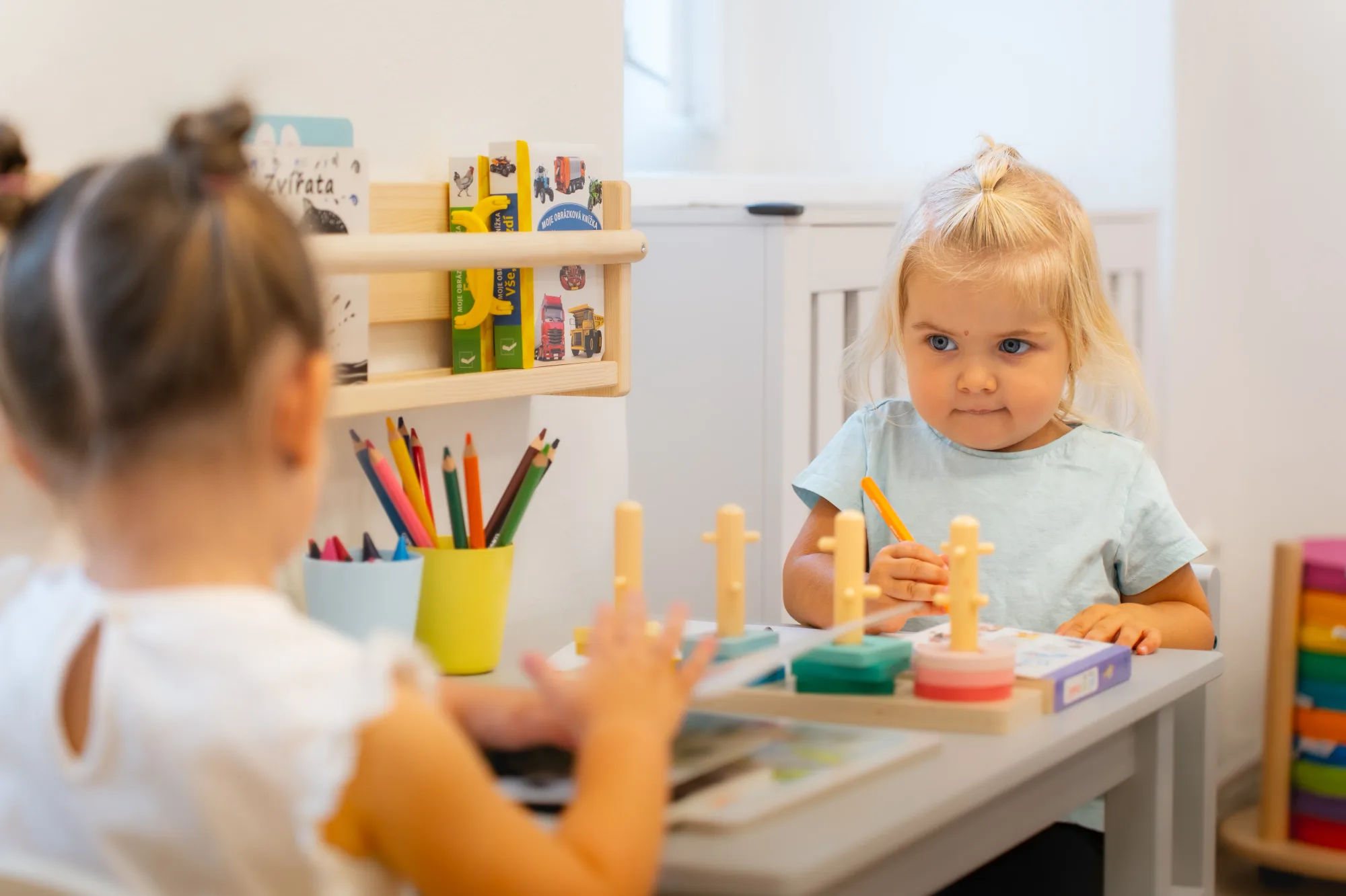 Děti při hře v place2play