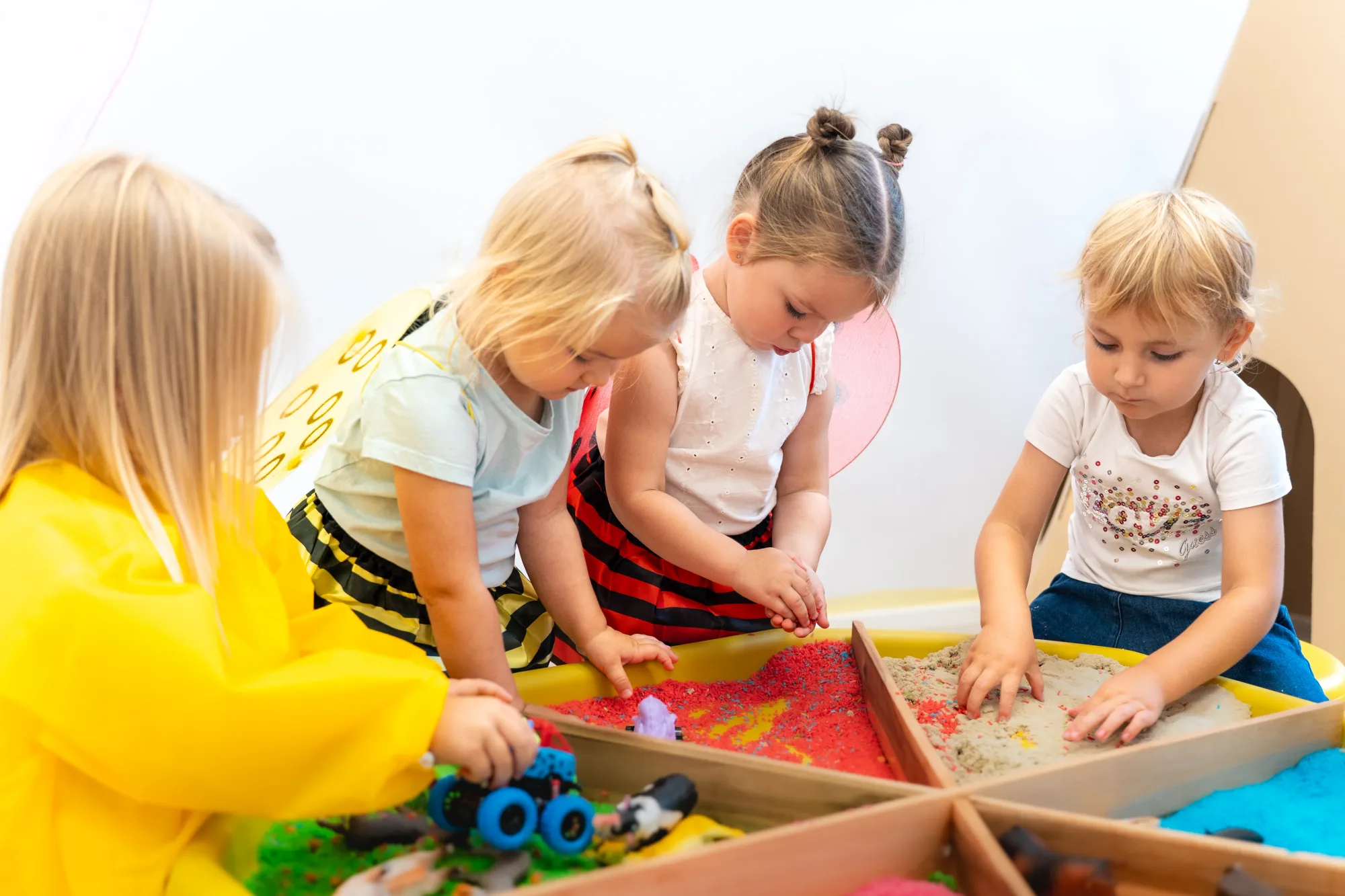 Děti při hře v place2play